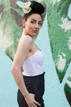 Instant Shape White Satin Overbust -Corset Story CSFT068 September 2020 website 6