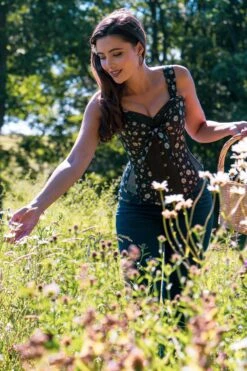 Vintage Styled Daisy Corset Overbust -Corset Story FTS086 July2020 website 7