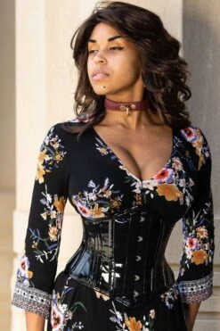 Black PVC Waist Training Waspie Underbust -Corset Story MY 500 September2020 website 3