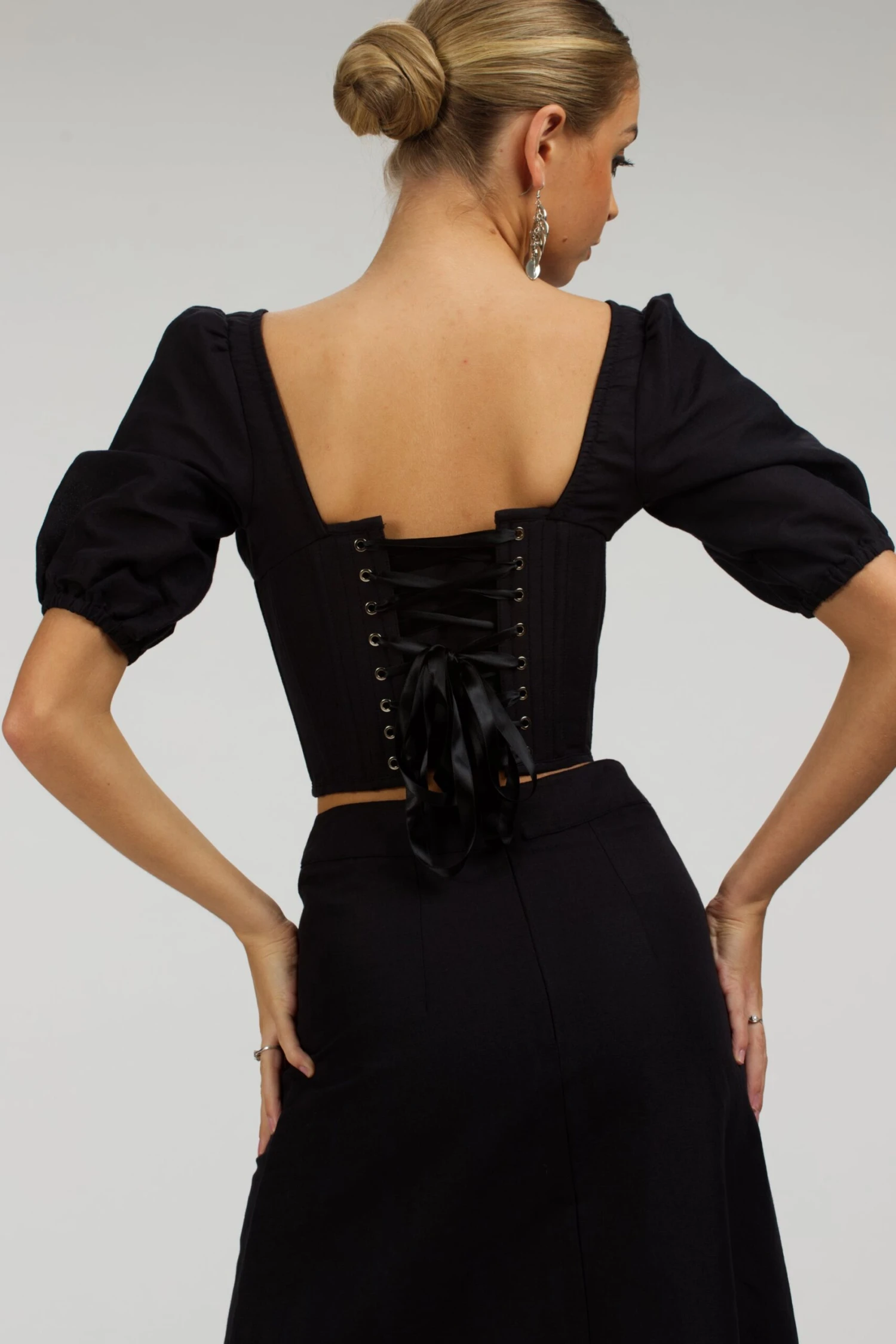 Fern Black Linen Cropped Corset With Puff Sleeves 8 Fern Black Linen Cropped Corset With Puff Sleeves - Image 8