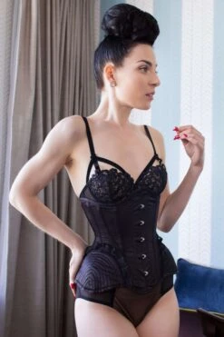 Black Burlesque Underbust With Bullet Hip Gores -Corset Story WTS930 July2020 website 3